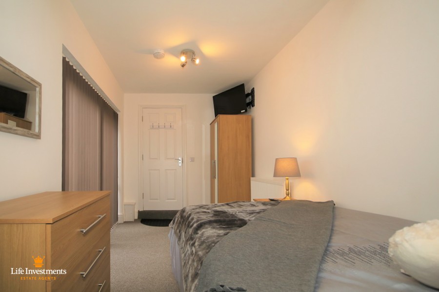 Images for Oxford Street, Rugby EAID: BID:lifeinvestments