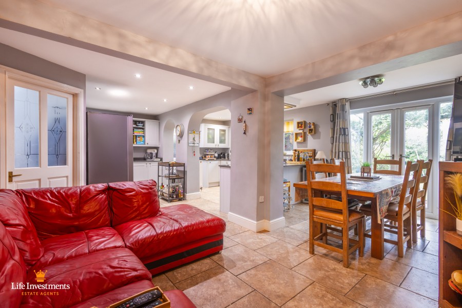 Images for Burton Close, Daventry EAID: BID:lifeinvestments