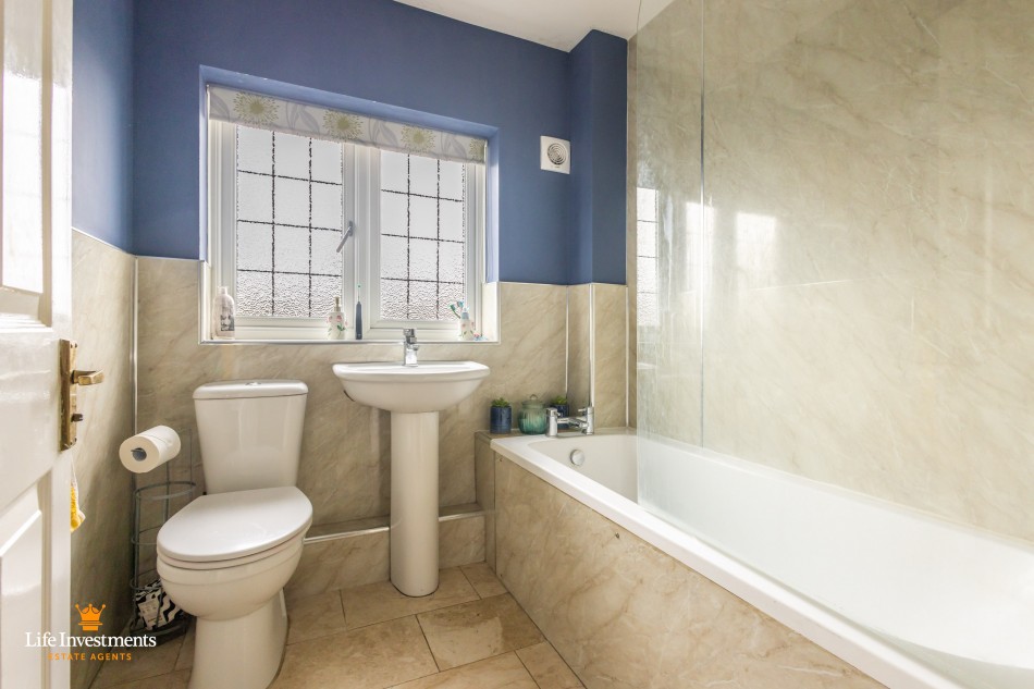 Images for Burton Close, Daventry EAID: BID:lifeinvestments