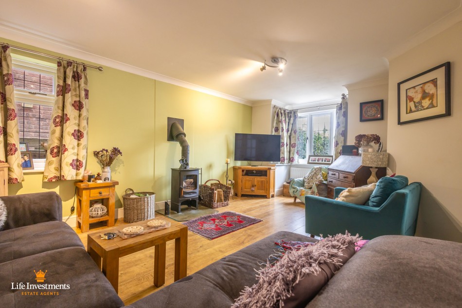 Images for Burton Close, Daventry EAID: BID:lifeinvestments