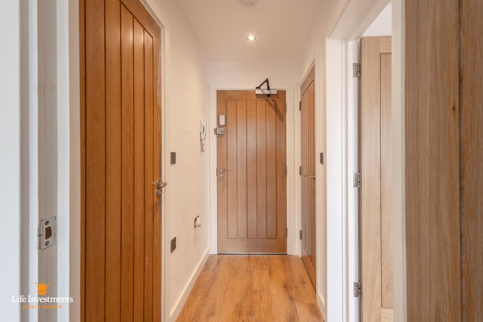 Images for Crescent House, Woodside Park, Rugby EAID: BID:lifeinvestments