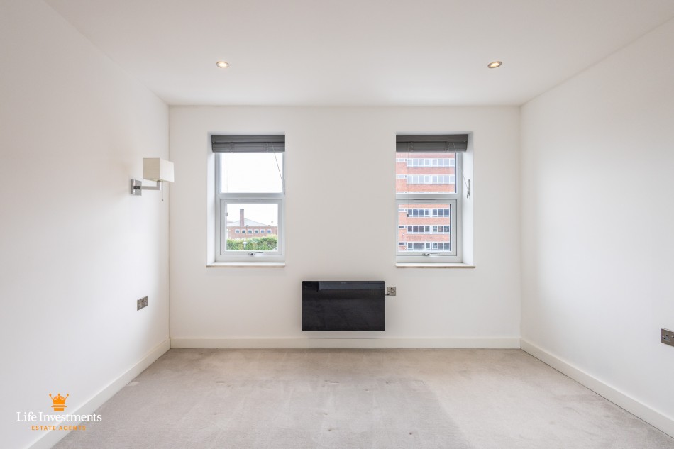 Images for Crescent House, Woodside Park, Rugby EAID: BID:lifeinvestments