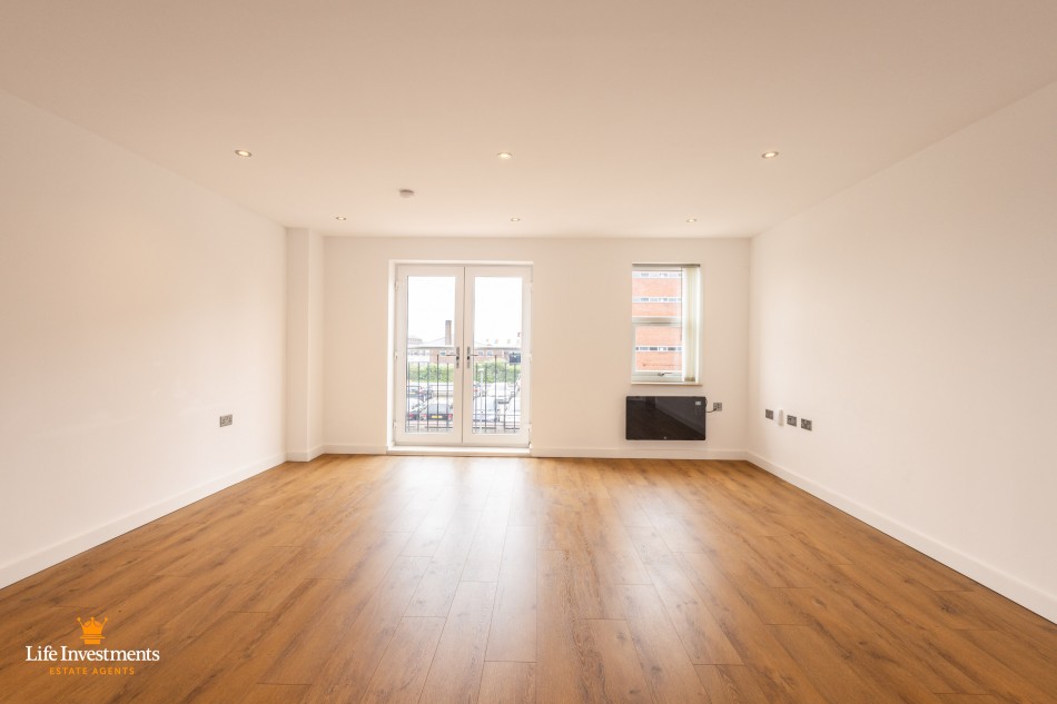 Images for Crescent House, Woodside Park, Rugby EAID: BID:lifeinvestments