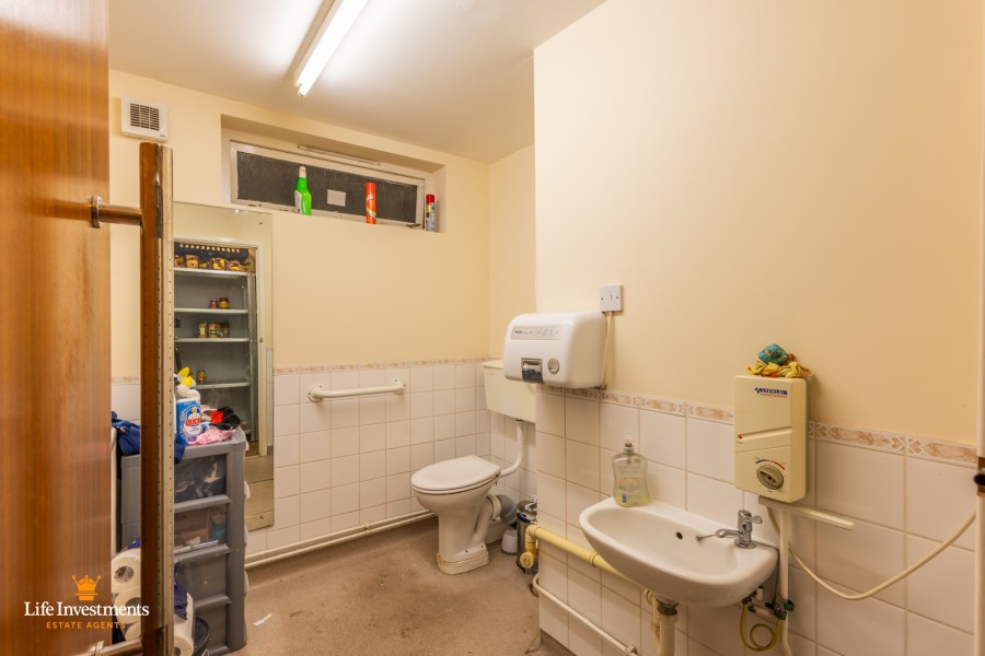 Images for Regent Street, Rugby EAID: BID:lifeinvestments
