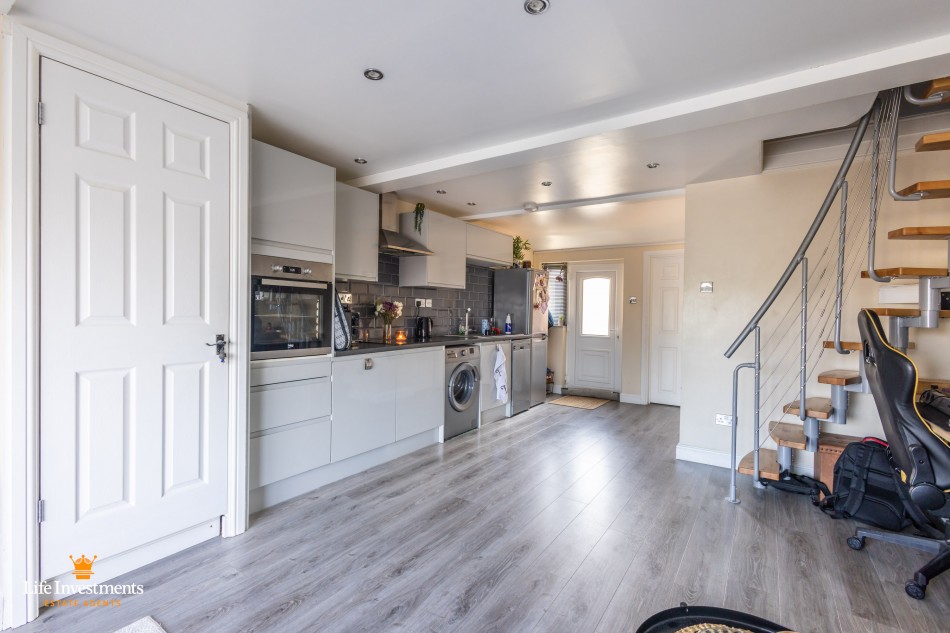 Images for Hillmorton Road, Rugby EAID: BID:lifeinvestments