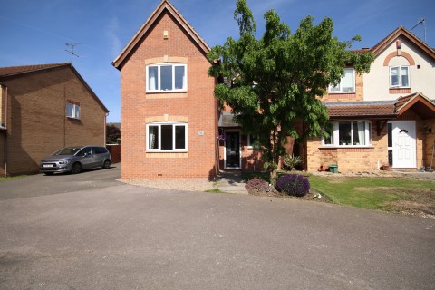 Calvert Close, Rugby