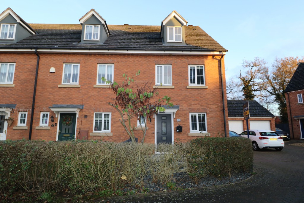 Berrybanks, Rugby Life Investments Estate Agency