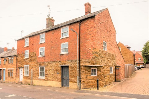 Guilsborough Road, West Haddon, Northampton