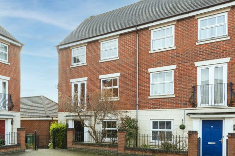 Crackthorne Drive, Rugby