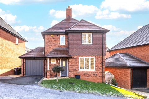 Sessile Oak Close, Rugby