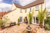 Images for Delorean Way, Brackley