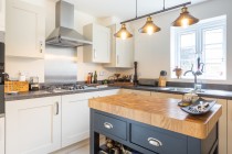 Images for Delorean Way, Brackley