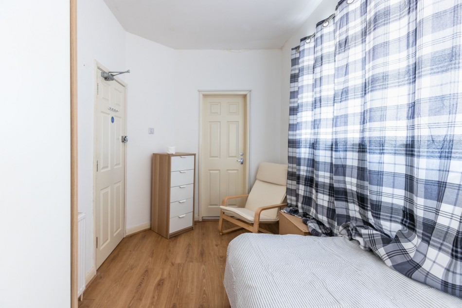 Park Road, Rugby Life Investments Estate Agency