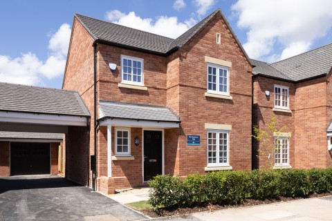 Wroughton Drive, Houlton, Rugby