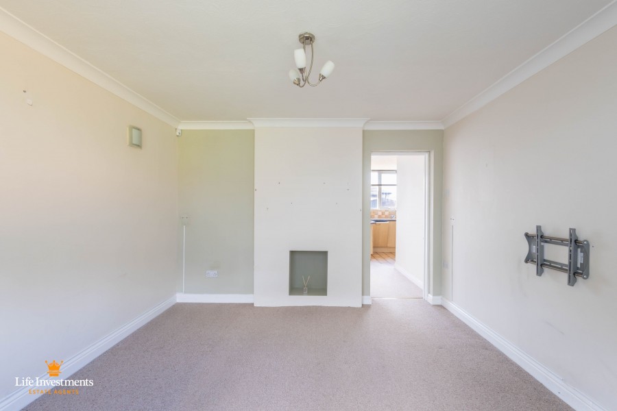 Images for Deane Road, Hillmorton, Rugby EAID: BID:lifeinvestments