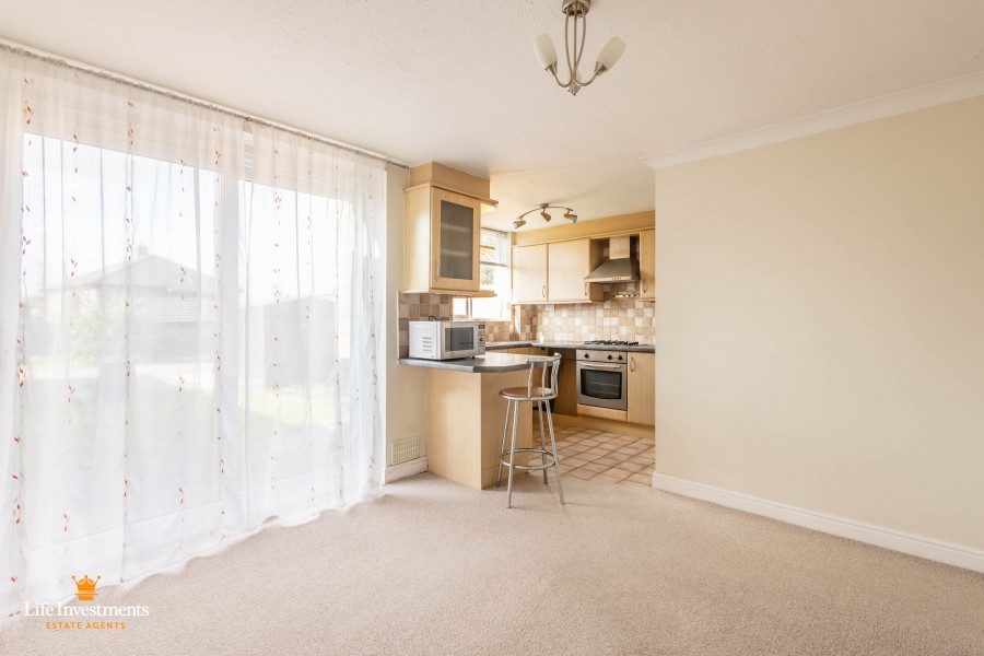 Images for Deane Road, Hillmorton, Rugby EAID: BID:lifeinvestments