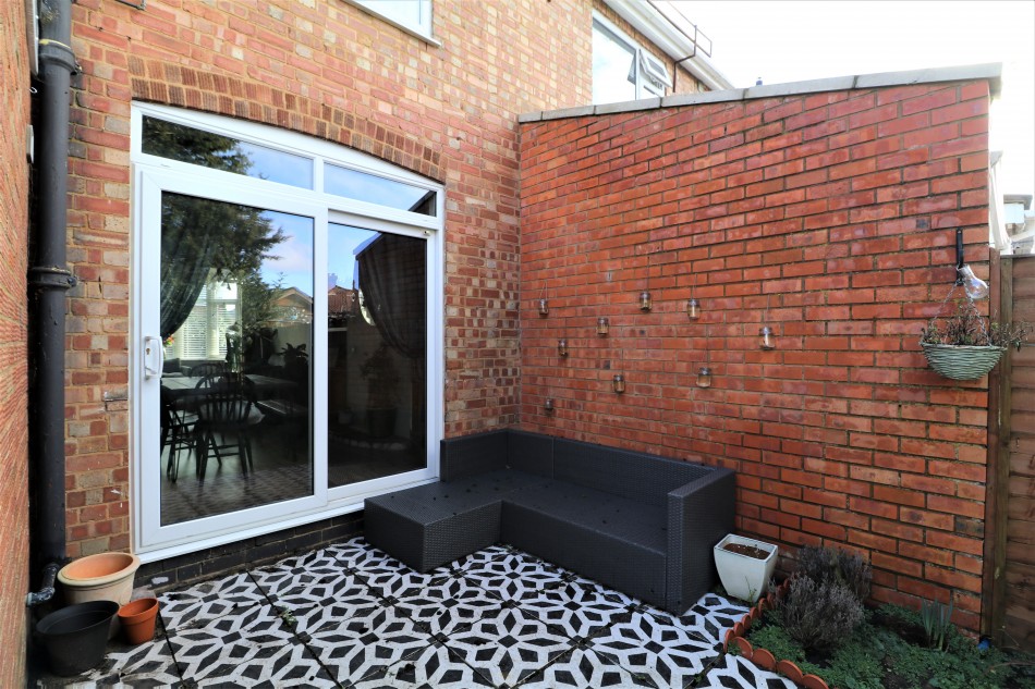 Images for Farm Grove, Rugby EAID: BID:lifeinvestments