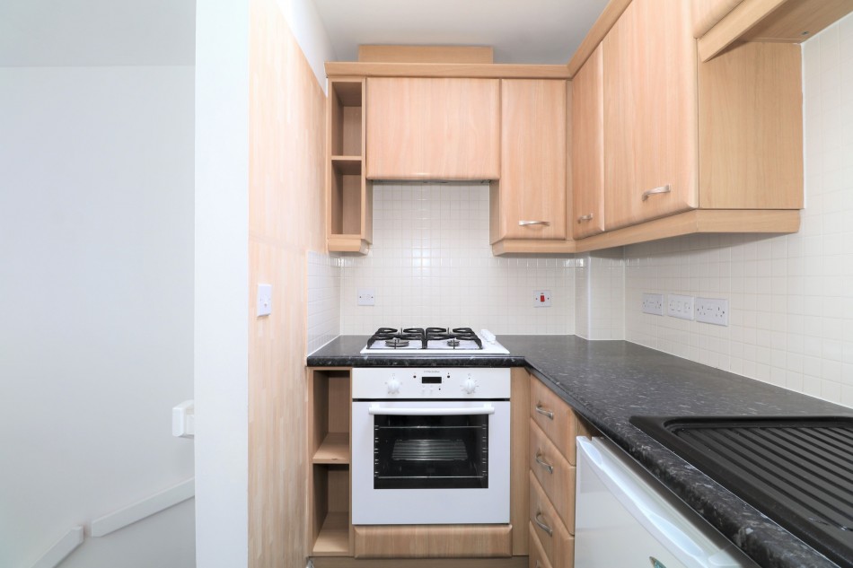 Images for Farnborough Avenue, Rugby EAID: BID:lifeinvestments