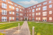 Images for Crescent House, Woodside Park, Rugby