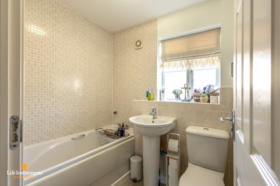 Images for Farnborough Drive, Daventry EAID: BID:lifeinvestments