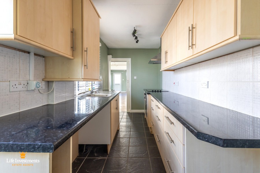 Images for Victoria Street, Rugby EAID: BID:lifeinvestments