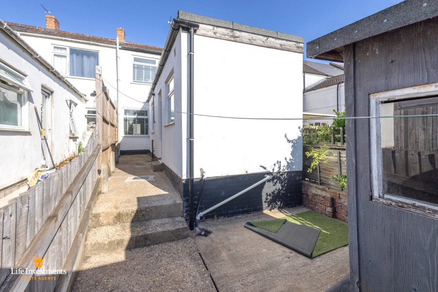 Images for Victoria Street, Rugby EAID: BID:lifeinvestments