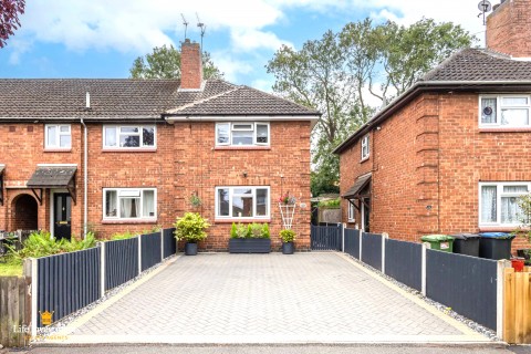 Steele Street, Rugby