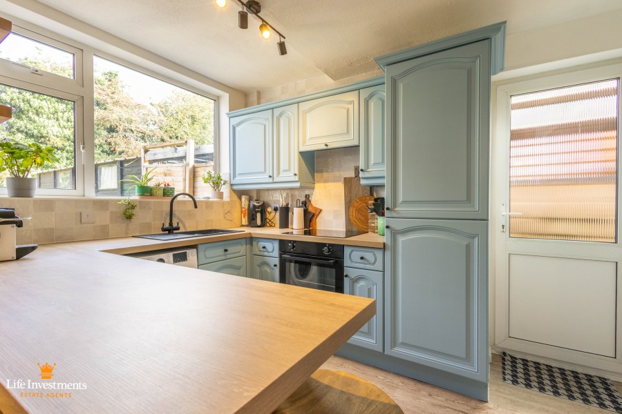 Images for Deane Road, Hillmorton, Rugby EAID: BID:lifeinvestments