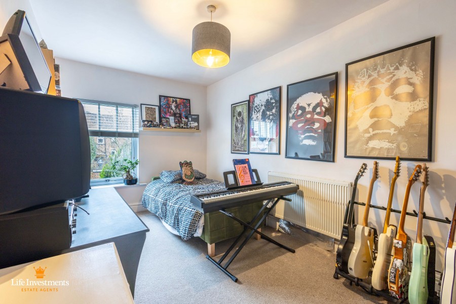 Images for Grosvenor Road, Rugby EAID: BID:lifeinvestments