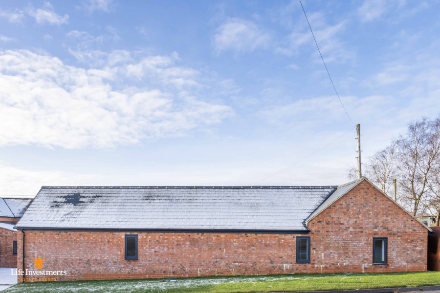 Images for Watford, Northampton EAID: BID:lifeinvestments