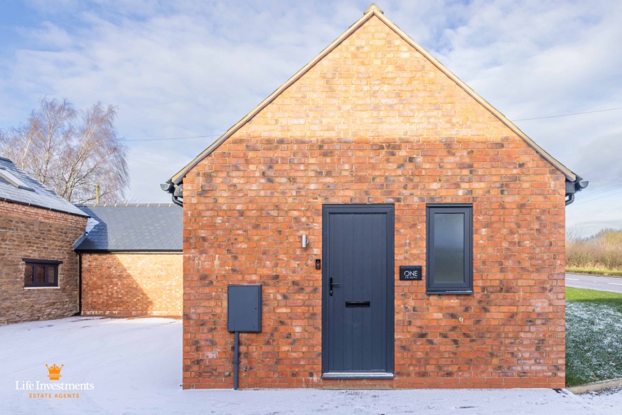 Images for Watford, Northampton EAID: BID:lifeinvestments