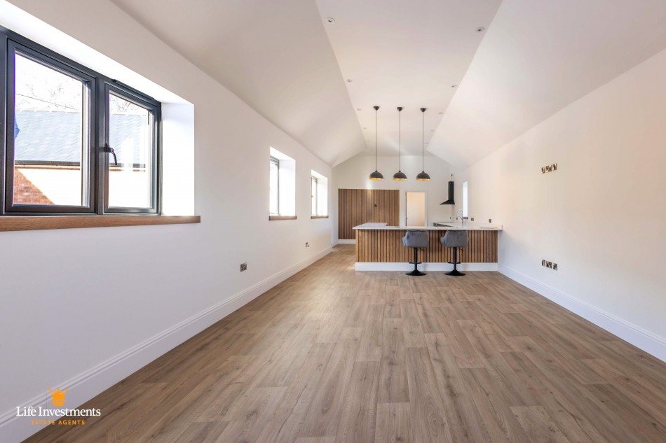 Images for Watford, Northampton EAID: BID:lifeinvestments
