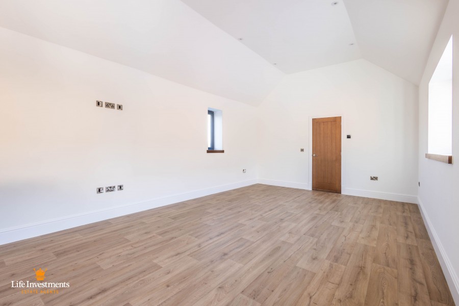 Images for Watford, Northampton EAID: BID:lifeinvestments