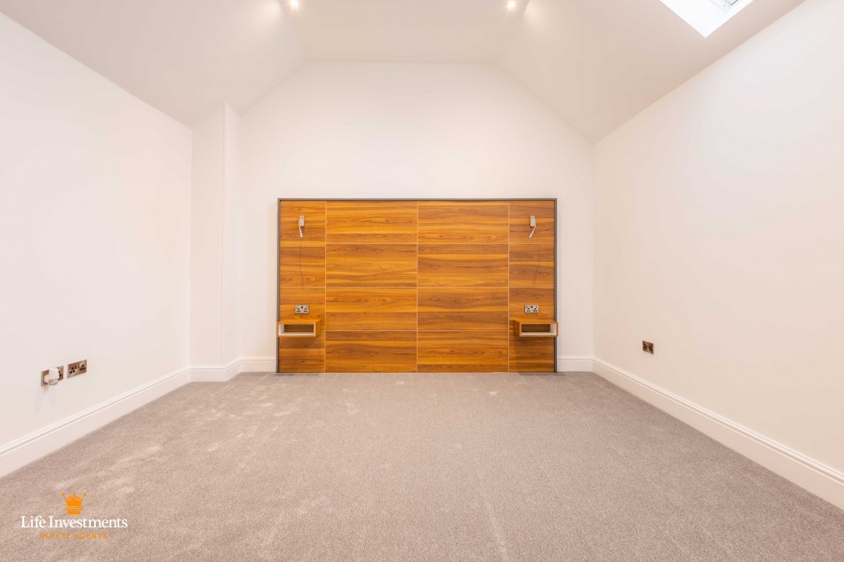 Images for Watford, Northampton EAID: BID:lifeinvestments