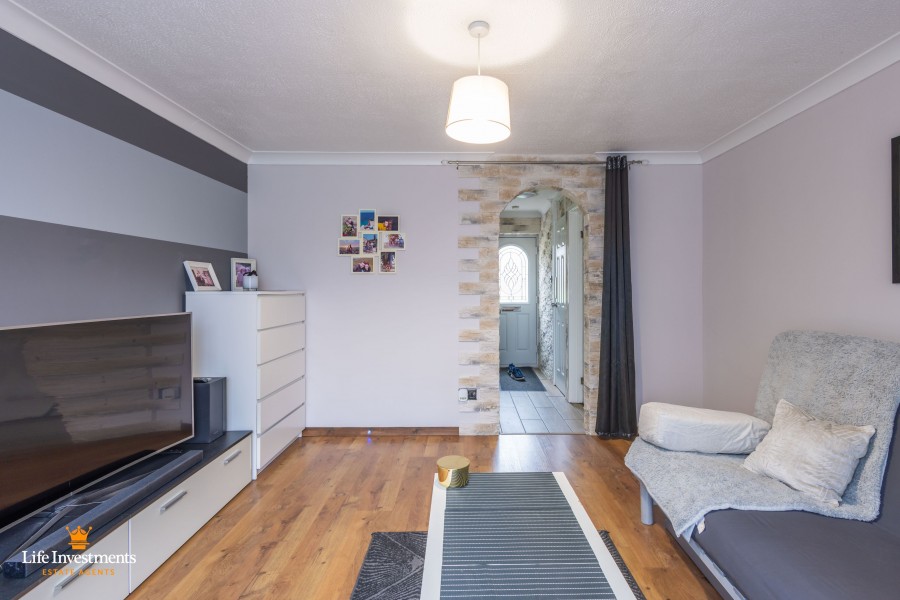 Images for Bleaberry, Rugby EAID: BID:lifeinvestments